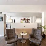 Garner By Ihg Hotel 3*