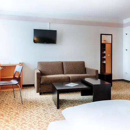 Otel Select 3*