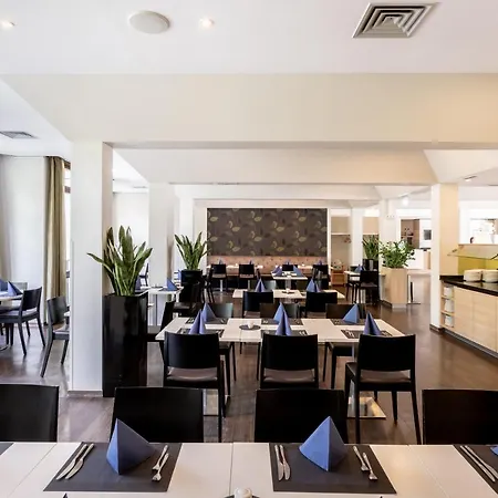 Select Otel 3*