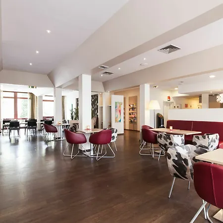 Otel Select 3*