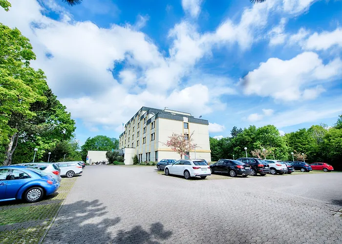 Garner By Ihg Hotel 3*