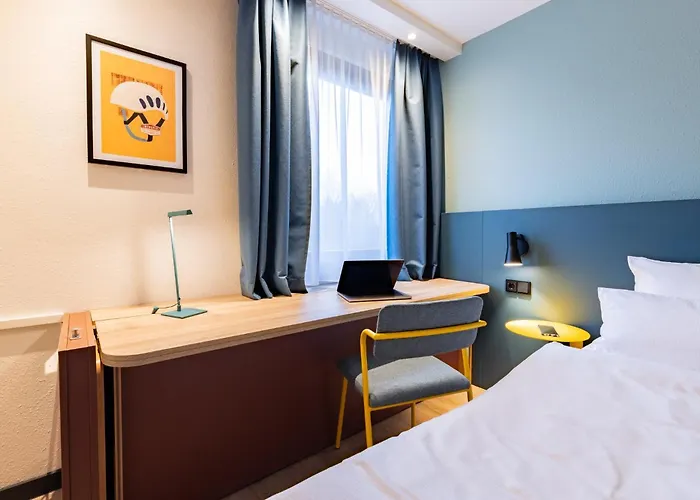 Garner By Ihg Hotel 3*